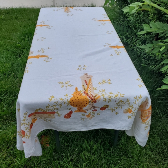 Picnic Basket Jars Vegetables Tablecloth Beige Orange Vintage 67"x52" Rectangle - Picture 3 of 9